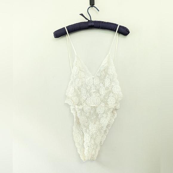 Vintage Fredericks Of Hollywood Ivory Sheer Lace Teddy French Cut - Picture 1 of 11